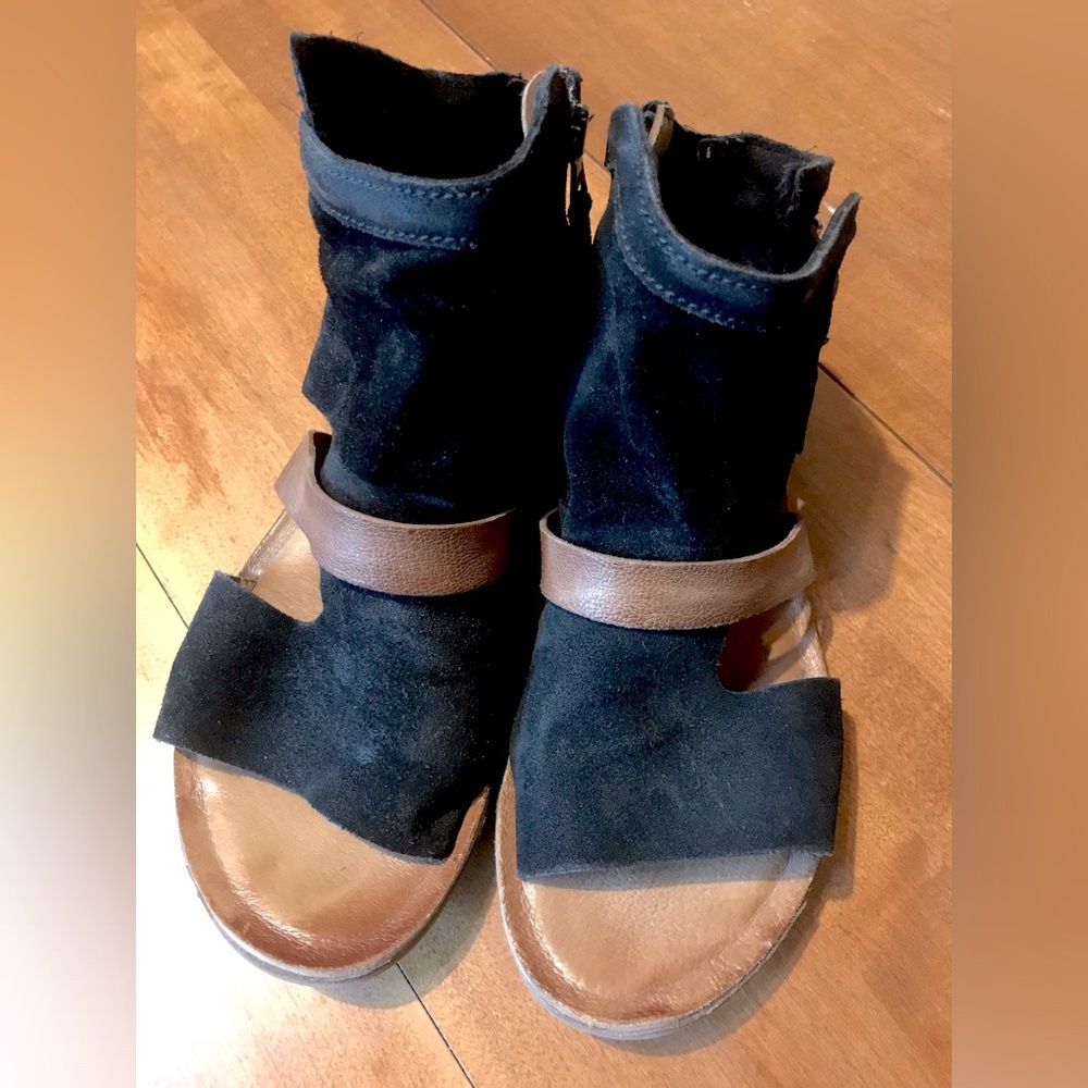 Women’s Black and Brown Open-Toe Sandal Boots